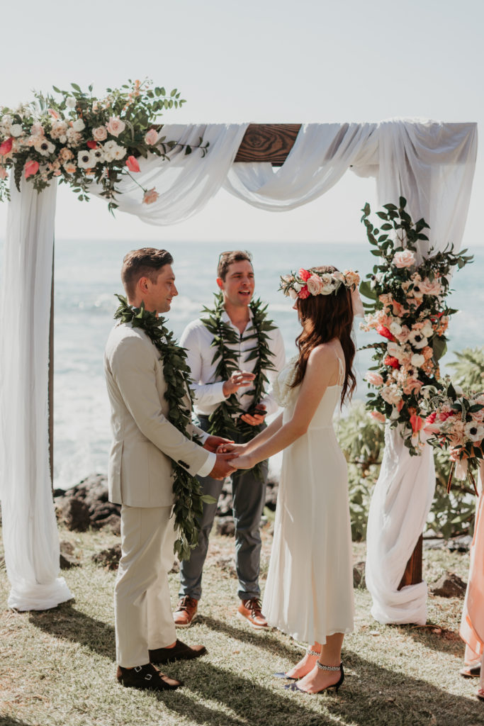 Airbnb Hawaii elopements and weddings
