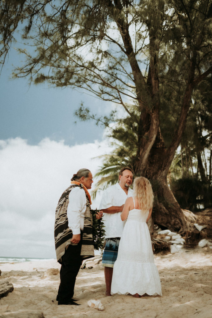 elopement on Oahu