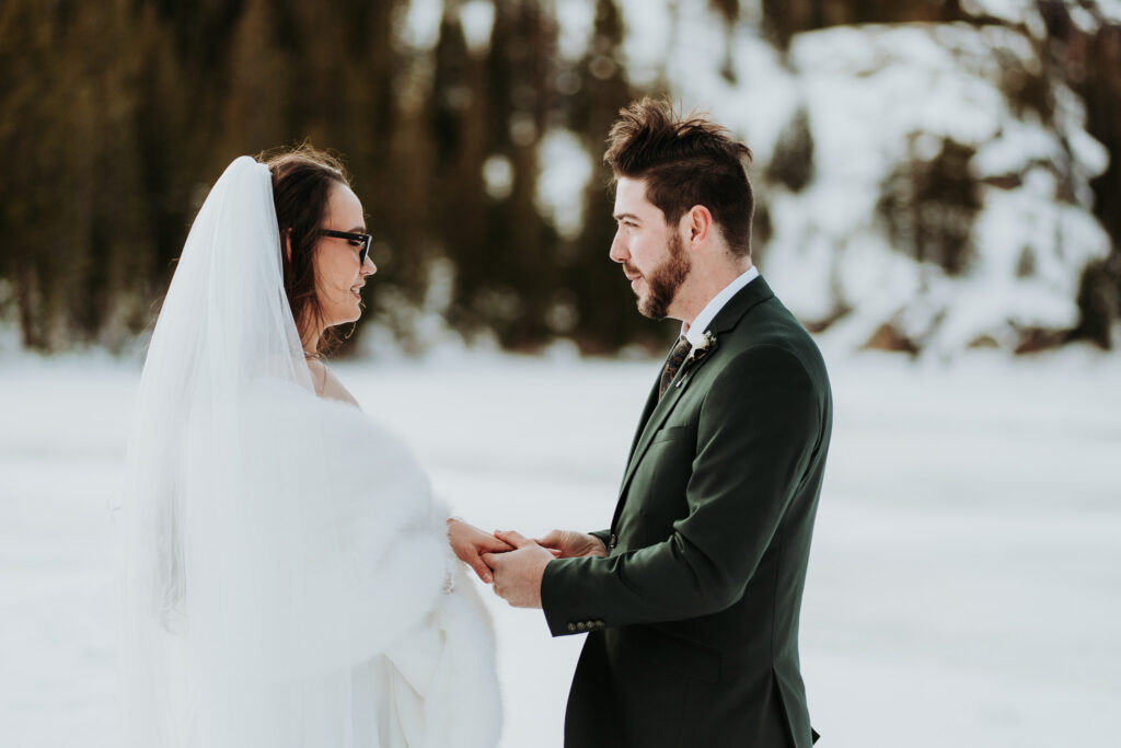 December elopement at Bear Lake