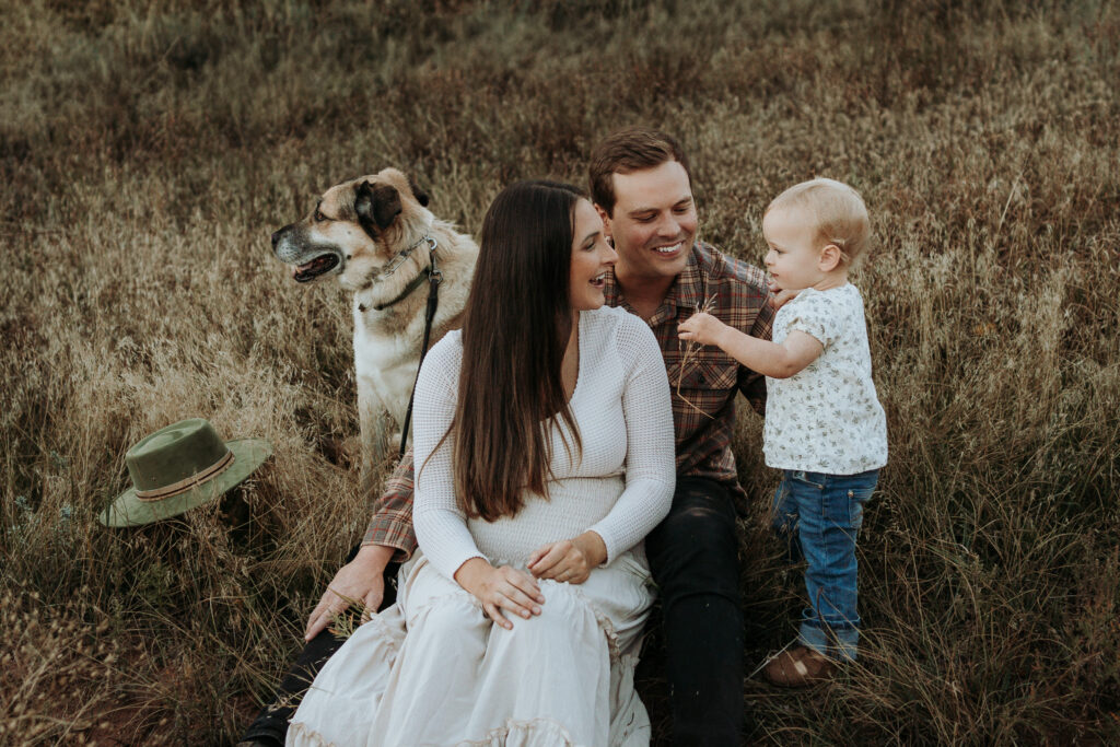Outdoor maternity session in Roxborough Colorado